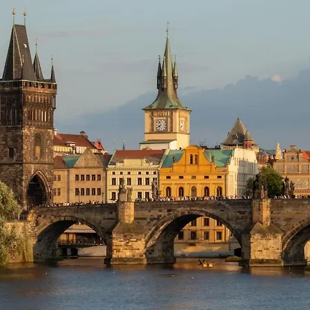Old Town Luxury Apartment/sauna/bathtub/ac Apartment Prague