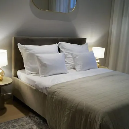Old Town Luxury Apartment/sauna/bathtub/ac * Praag
